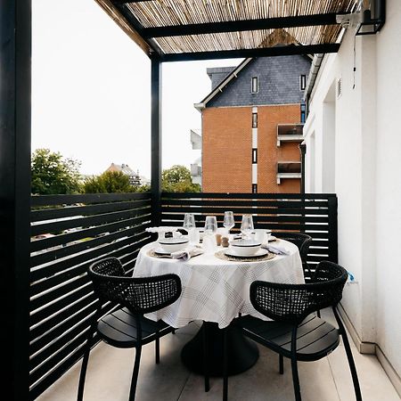 The Edgewater Suites - Skyline Namur Ngoại thất bức ảnh