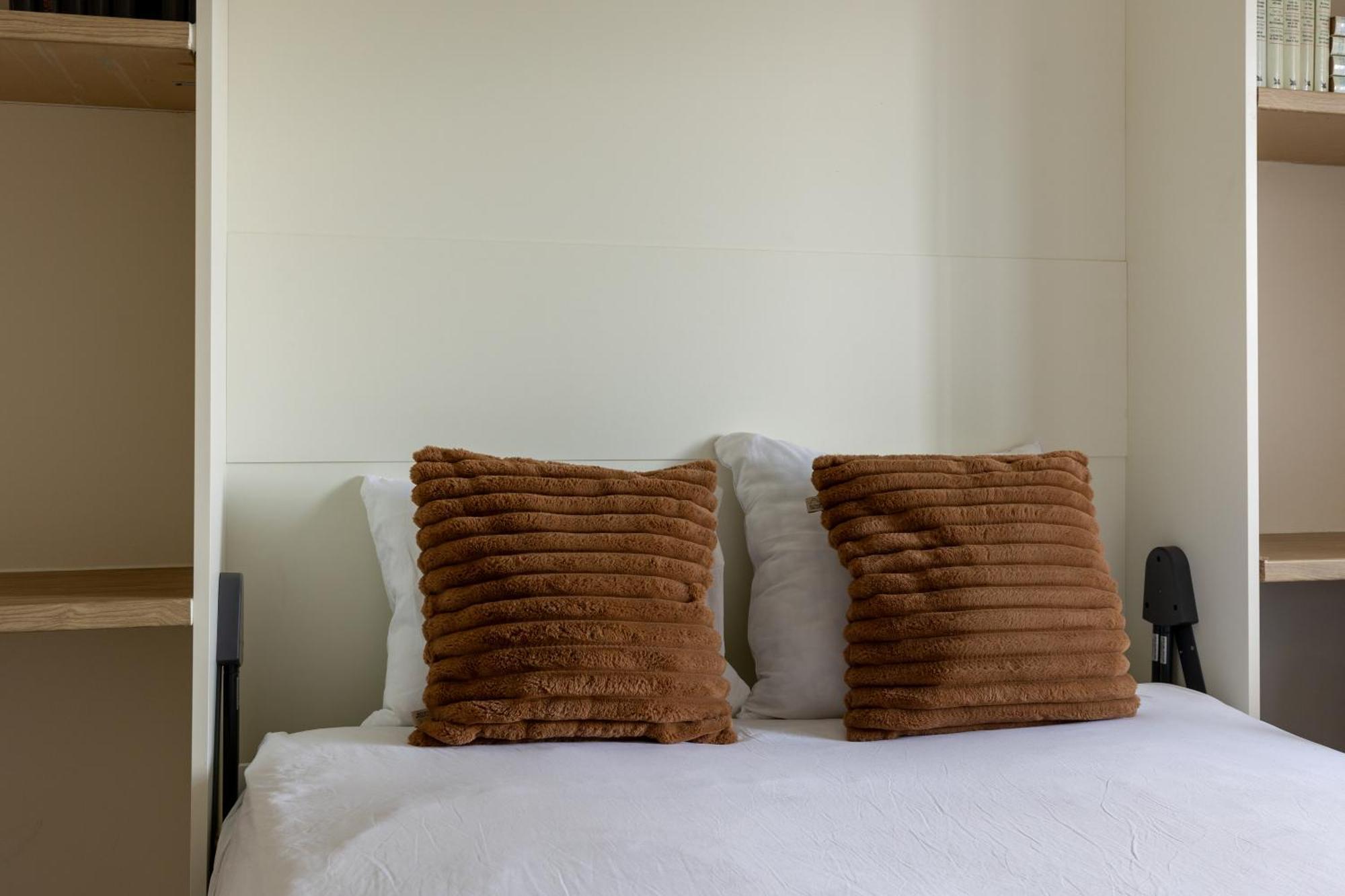 The Edgewater Suites - Skyline Namur Ngoại thất bức ảnh