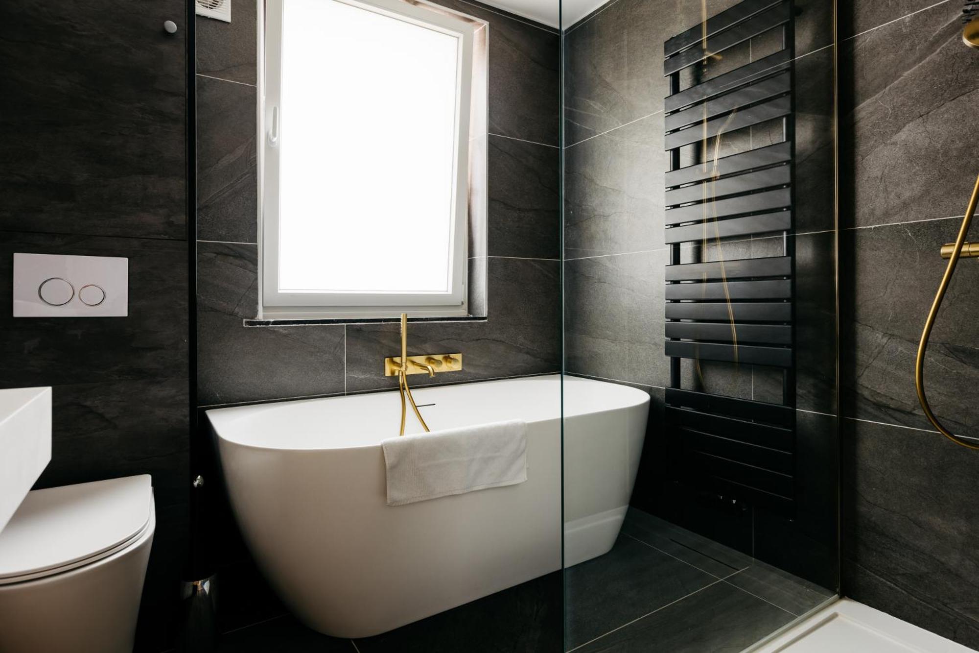 The Edgewater Suites - Skyline Namur Ngoại thất bức ảnh