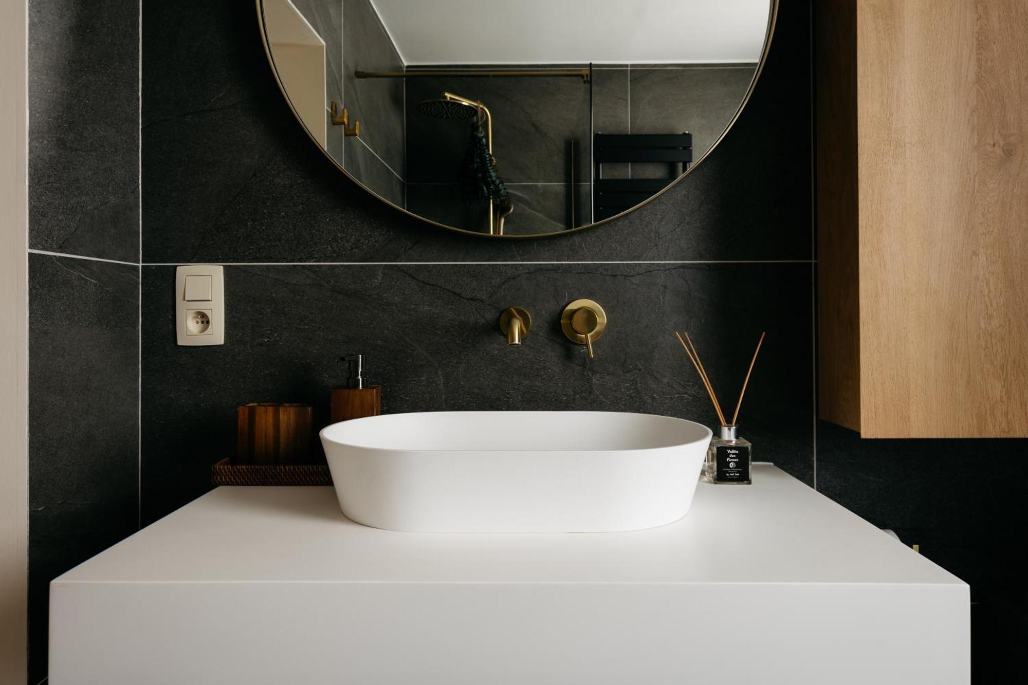 The Edgewater Suites - Skyline Namur Ngoại thất bức ảnh