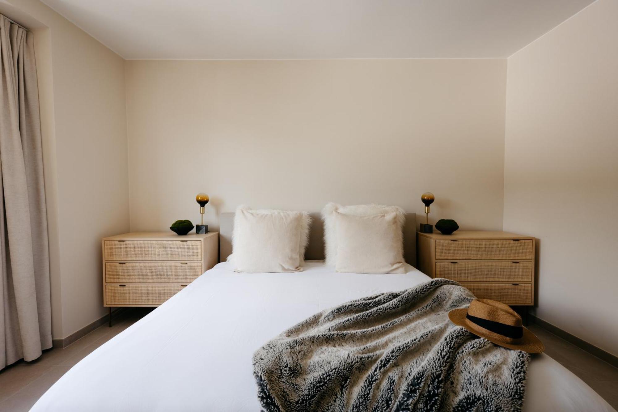 The Edgewater Suites - Skyline Namur Ngoại thất bức ảnh